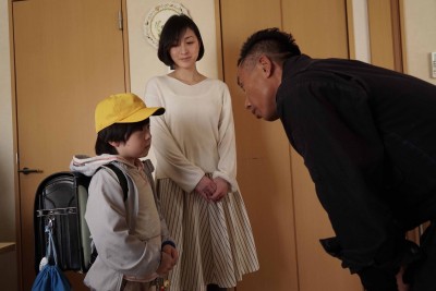 40歲廣末涼子化身單親媽   吸搖滾巨星誇口蓋房