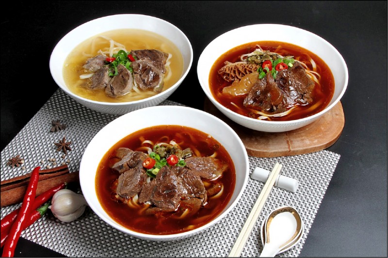 【消費快遞】偽出國食尚風 在家享用飛機餐