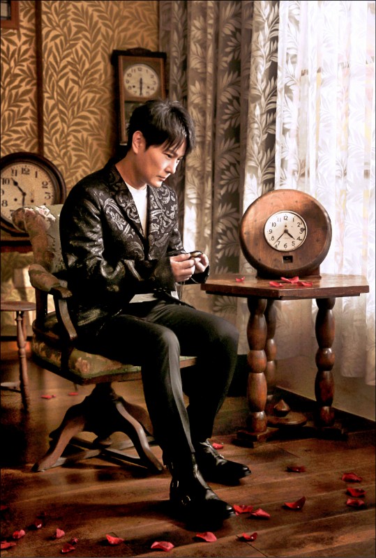 張信哲新輯9冠王 感謝英倫詞神及接招主唱寫歌