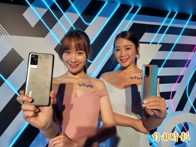 錄影穩3倍！vivo X60 Pro升級「微雲台2.0」 23990元登台