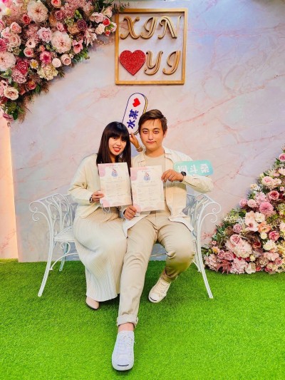 恭喜！57歲包偉銘預備當阿公 30歲帥兒登記結婚