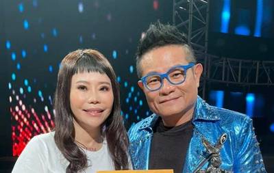 詹雅雯同框許效舜 融化收容人被囚禁的心