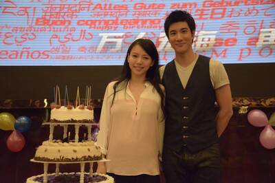 8年前求婚超浪漫！王力宏「動員50萬粉絲」打動李靚蕾