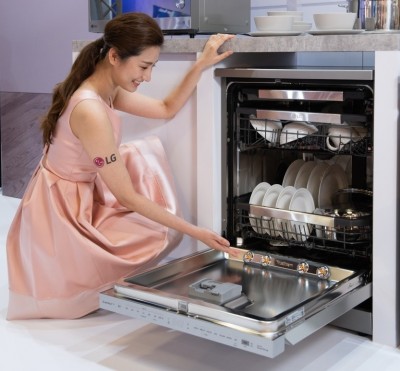 搶攻「婚姻救星」市場！LG首度引進洗碗機來台    主打「先蒸後洗」