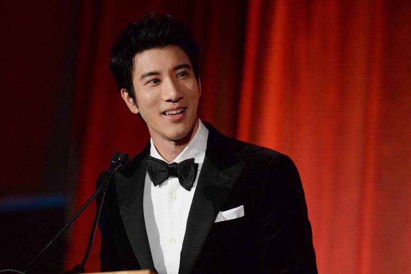 王力宏鐵粉不忍了！「列點式洗白文」遭小粉紅狂酸：又買網軍？