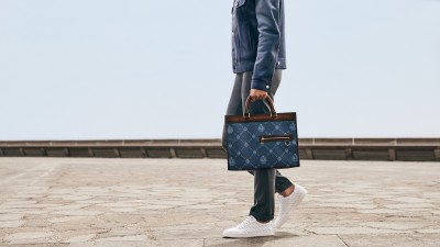 向春天邁進    Berluti人字壓紋丹寧打造紳士包