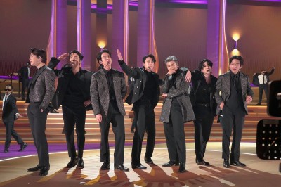 BTS連兩屆錯失葛萊美獎 韓媒分析給答案