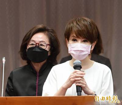陳郁秀、陳雅琳雙雙請辭   華視今開臨時董事會