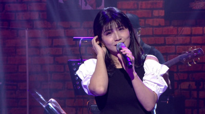 玉女歌手捧紅郭富城!54歲「真身曝光」太驚人