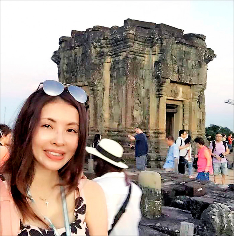 何如芸柬埔寨之旅 驚嚇殺戮戰場萬人塚