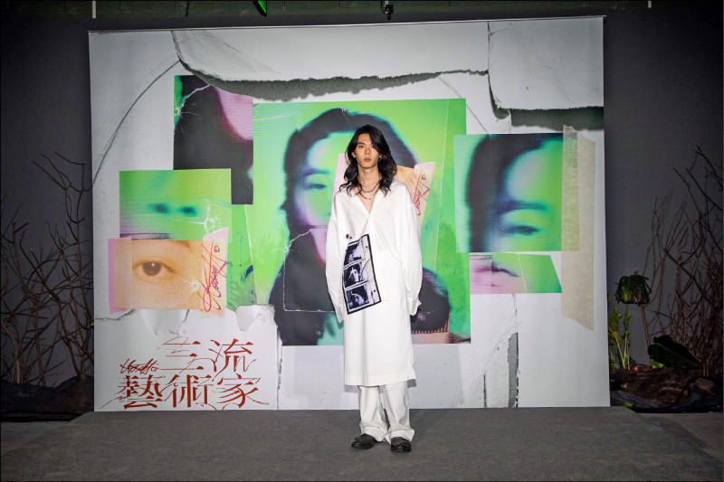 Hosea休學闖歌壇 周董加持圈粉