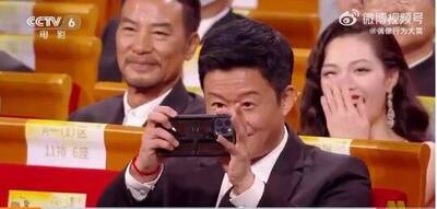 台灣藝人真幸福！看看中國男星被逮慘況