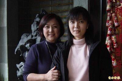 63歲玉女歌手身心虛弱發聲 失聯姊姊甄珍崩潰「真悲泣」