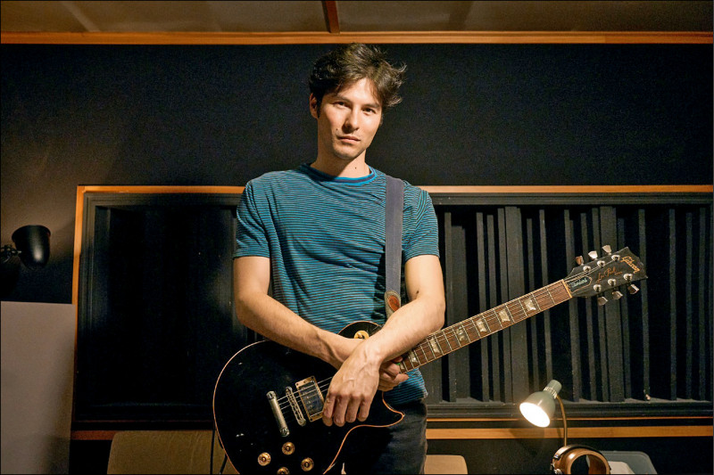 鳳小岳7年一變 攜手伍佰譜寫台語歌