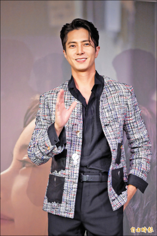 山下智久感激台版山下智久   噴笑喊光榮