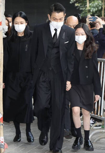 劉德華11歲愛女竟沒手機！ 嚴厲禁止上網「關鍵原因」曝光