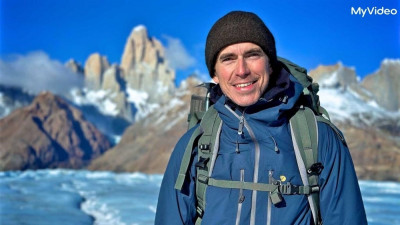 英國冒險王團隊秘訪雨林出狀況！跳蚤入侵皮膚產卵緊急治療