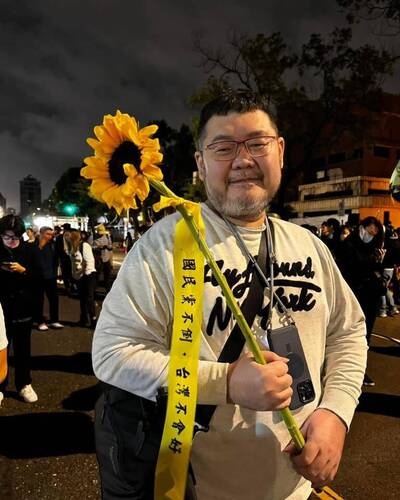 （影音）太陽花學運10週年 四叉貓黃絲帶10字被讚爆