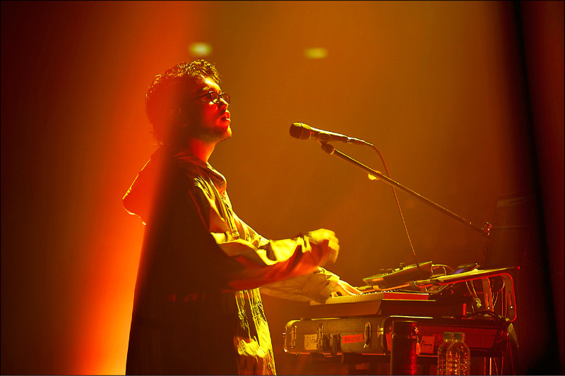 King Gnu高呼台灣最棒  井口理抓包粉絲沒起立 常田大希大聲公喊話帥翻