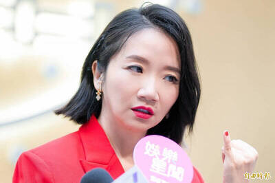 假陶晶瑩「竟有超大藍勾勾」    本尊回應:有人冒充我