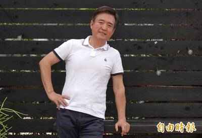 檢場犯錯遭警察爸爸海扁 「綁手吊起」審犯人招數全都來