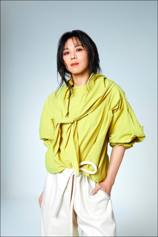 蔡健雅雄蛋開唱秒殺 拒絕粉絲拱秀體操