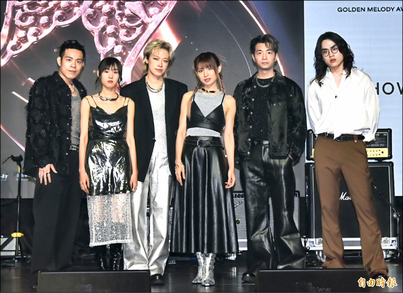 鶴問鼎金曲備好感言 尋人啟事圓夢登殿堂高歌