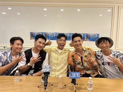 謝佳見潛水5公尺「出現人生跑馬燈」    MAX在鯊魚面前逃過一劫