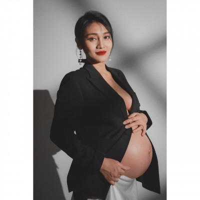 向張惠妹請假!最美孕婦葉瑋庭臨盆倒數 絕美寫真曝光