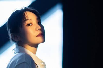 台語歌后鄭宜農聯手劇場才女  唱出家族女性歷史