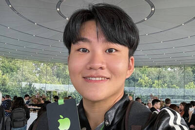 百萬YouTuber Joeman再度赴美啃蘋果  iPhone 16適合有錢人