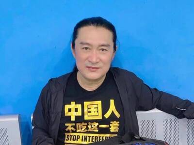 黃安捧中國國慶氣氛濃烈 談股市喊出「我的天呀！」