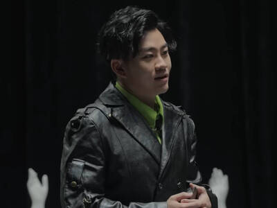 Joeman認拍《靈能》肩膀沉超毛！ 曬照「揭真相」網全傻了