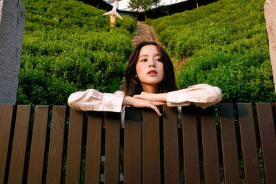 歐陽娜娜搶發解放軍圍台軍演  文化部長6字表心情