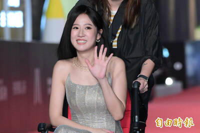 金鐘59》方志友穿美美卻無法站  唯一坐輪椅上紅毯