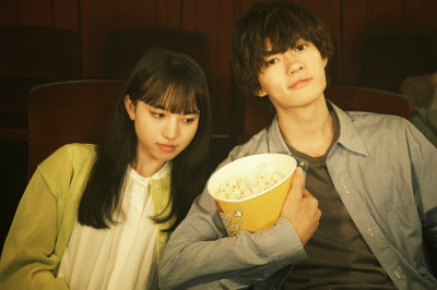 清原果耶新劇首播收視3.4％！佐野勇斗「吻戲」意猶未盡道歉了