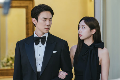 柳演錫與蔡秀彬上演契約婚姻！《現在撥打的電話》Netflix全球首播