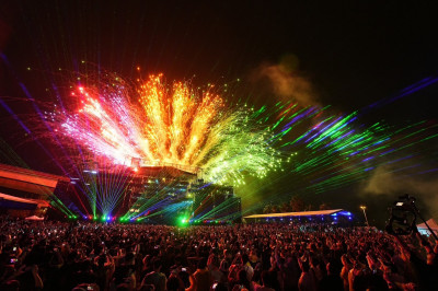 Ultra Taiwan雨中完美落幕！金曲狂燒吸兩萬樂迷朝聖