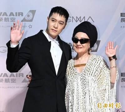 周湯豪母子人設崩壞?遭爆「很難搞」 他PO全黑圖發聲了