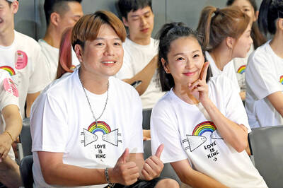 六月驚覺仍愛李易 相互告解放棄離婚