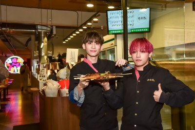 《原子2》雨哲、小潘寵粉不手軟 直接對「她」告白了