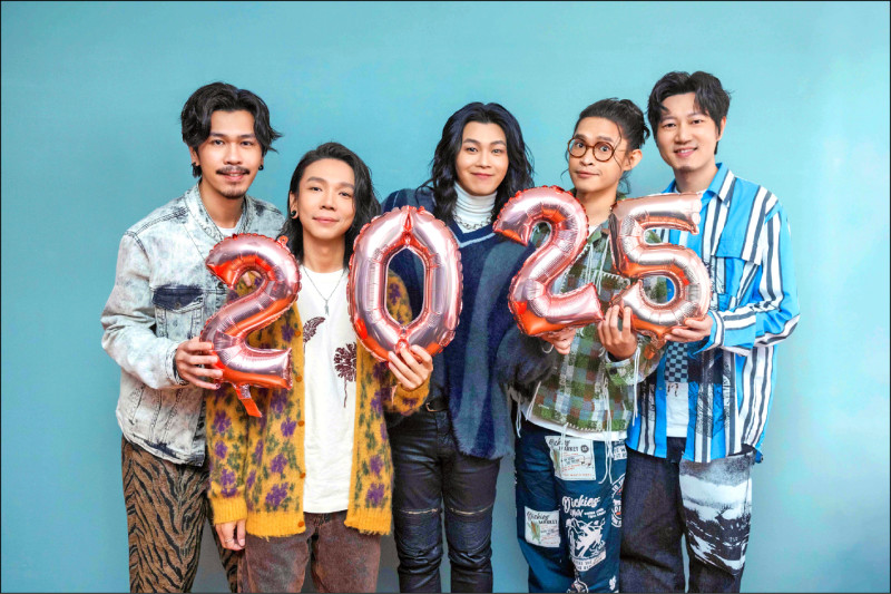 麋先生挑戰半馬心境開闊 2025許願擴大巡演規模