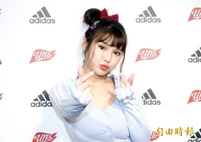 （影）琳妲爆料當啦啦隊「內褲濕透」 超想奉上炸奶神器