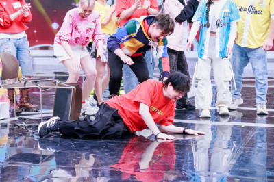 康康「除夕夜被耍」當場失控 心有不甘發聲了