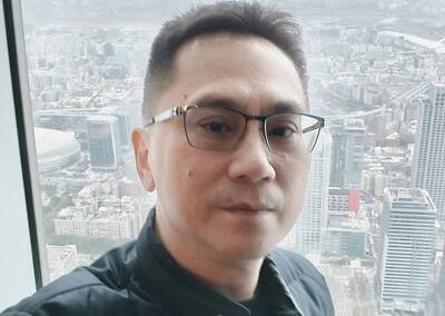 大砲性格重跌一跤  486先生愛台灣暖舉曝光