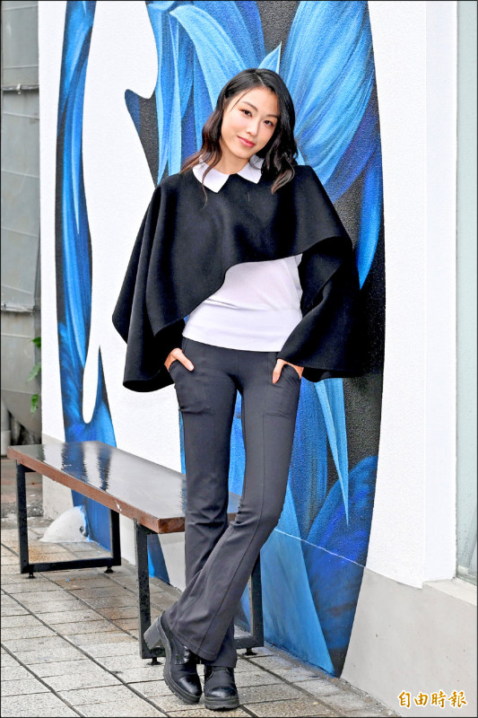 游宇潼闖歌壇分手富三代 天天以淚洗面