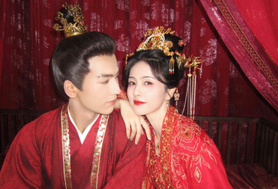 《寧安如夢》張凌赫吻戲「如狼似虎」 白鹿嬌喊親到嘴巴變形