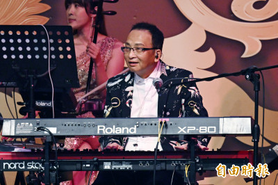 66歲孔鏘罹怪病腳腫成豬腳 身體又出狀況回應了