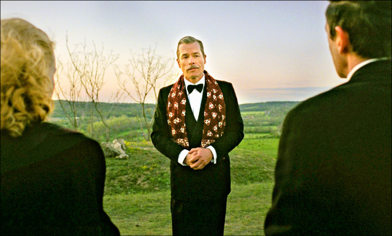 《粗獷派》刻繪美國夢碎 「男女配」角逐奧斯卡