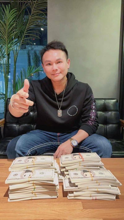 超哥罹大腸癌！開刀切除「4公分腫瘤」親曝最新病況